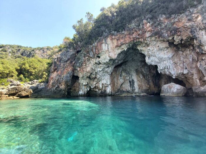 Himara Boat Tours