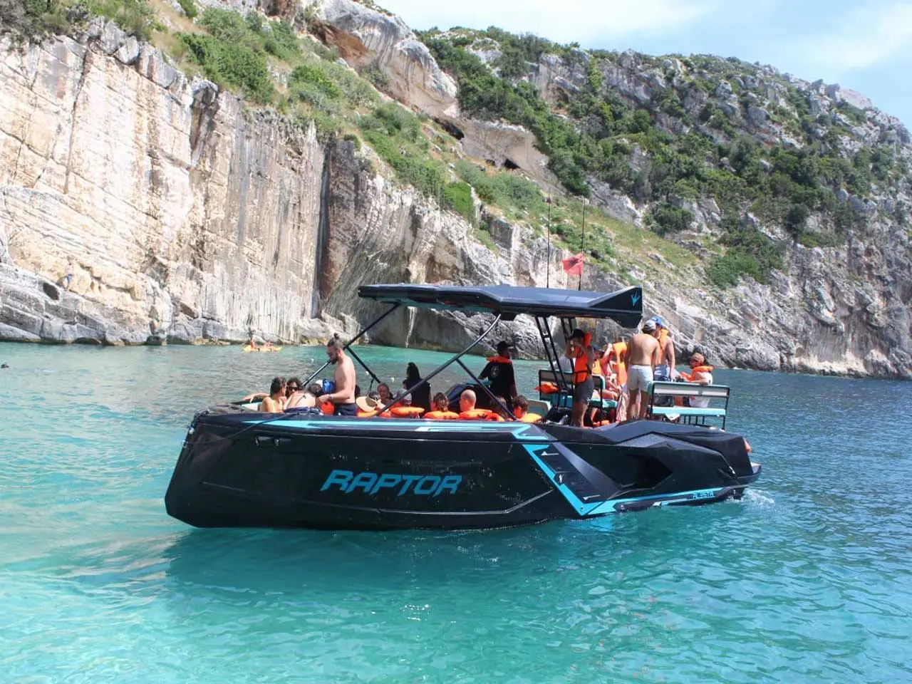 Himara WaterTaxi: image from himara-watertaxi.com